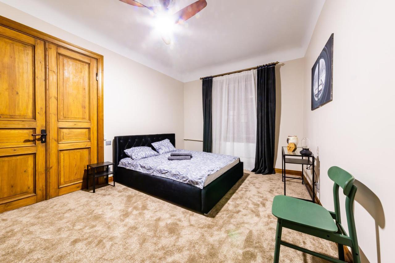Gourmet Storie'S Ap 68Sqm Renovated Free Parking Apartment Rīga Exterior foto