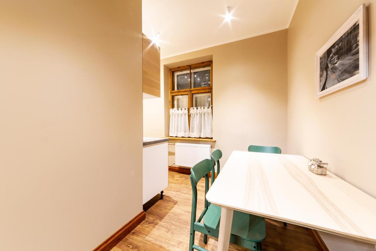 Gourmet Storie'S Ap 68Sqm Renovated Free Parking Apartment Rīga Exterior foto